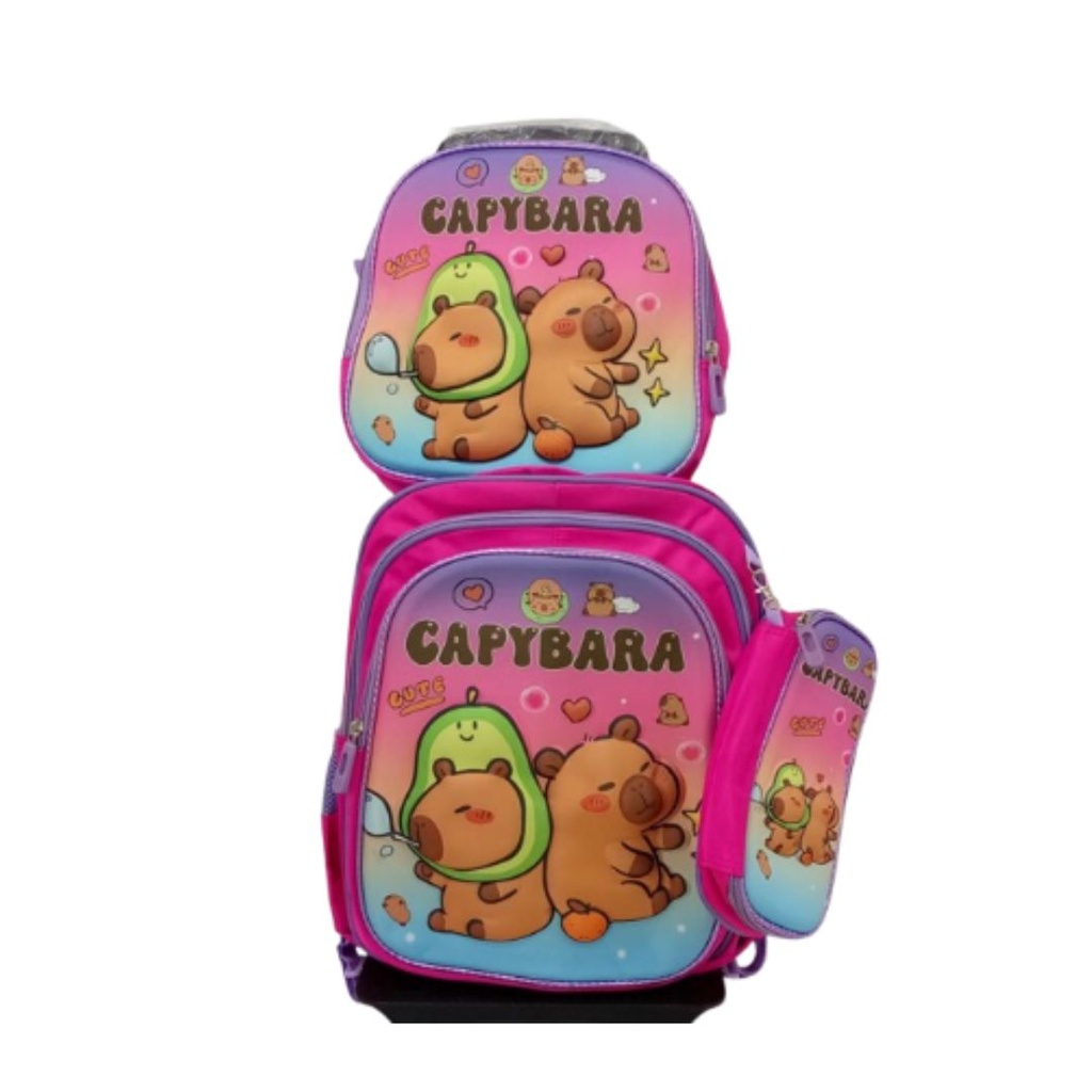 MALETA DE CAPYBARA CON AGUACATE