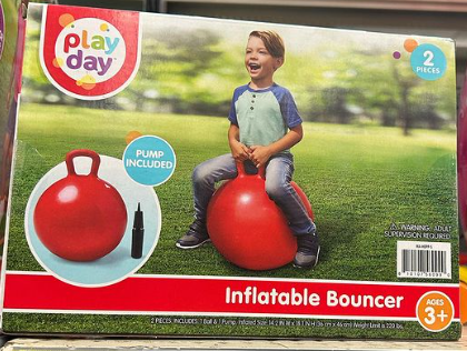 [810107560990] PLAY DAY INFLABLE BOUNCER WOR PUMP INCLUDED